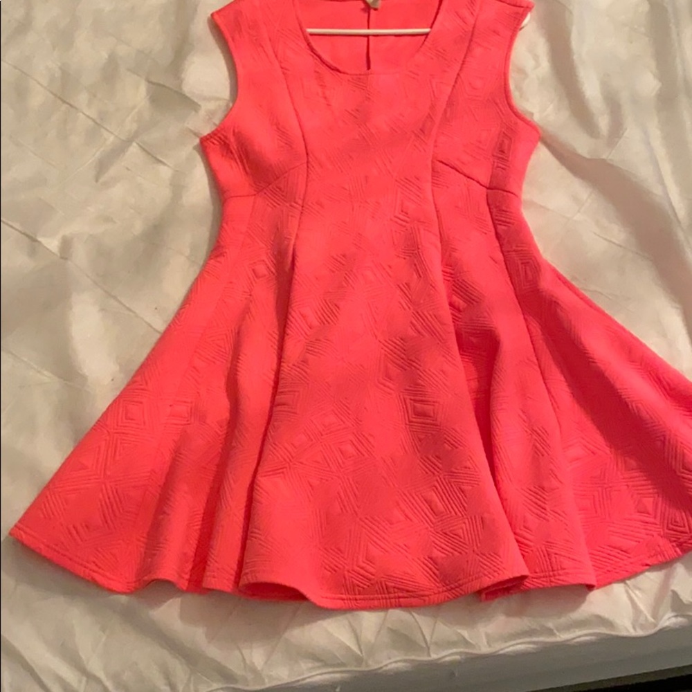 Hot pink geometric dress flare